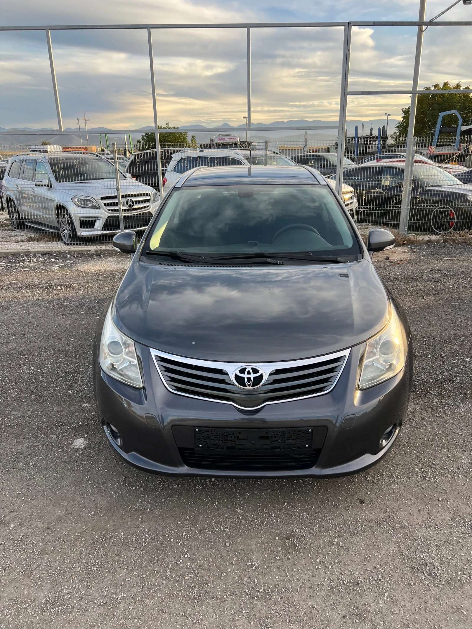 Toyota Avensis 2;2  150кс - изображение 3