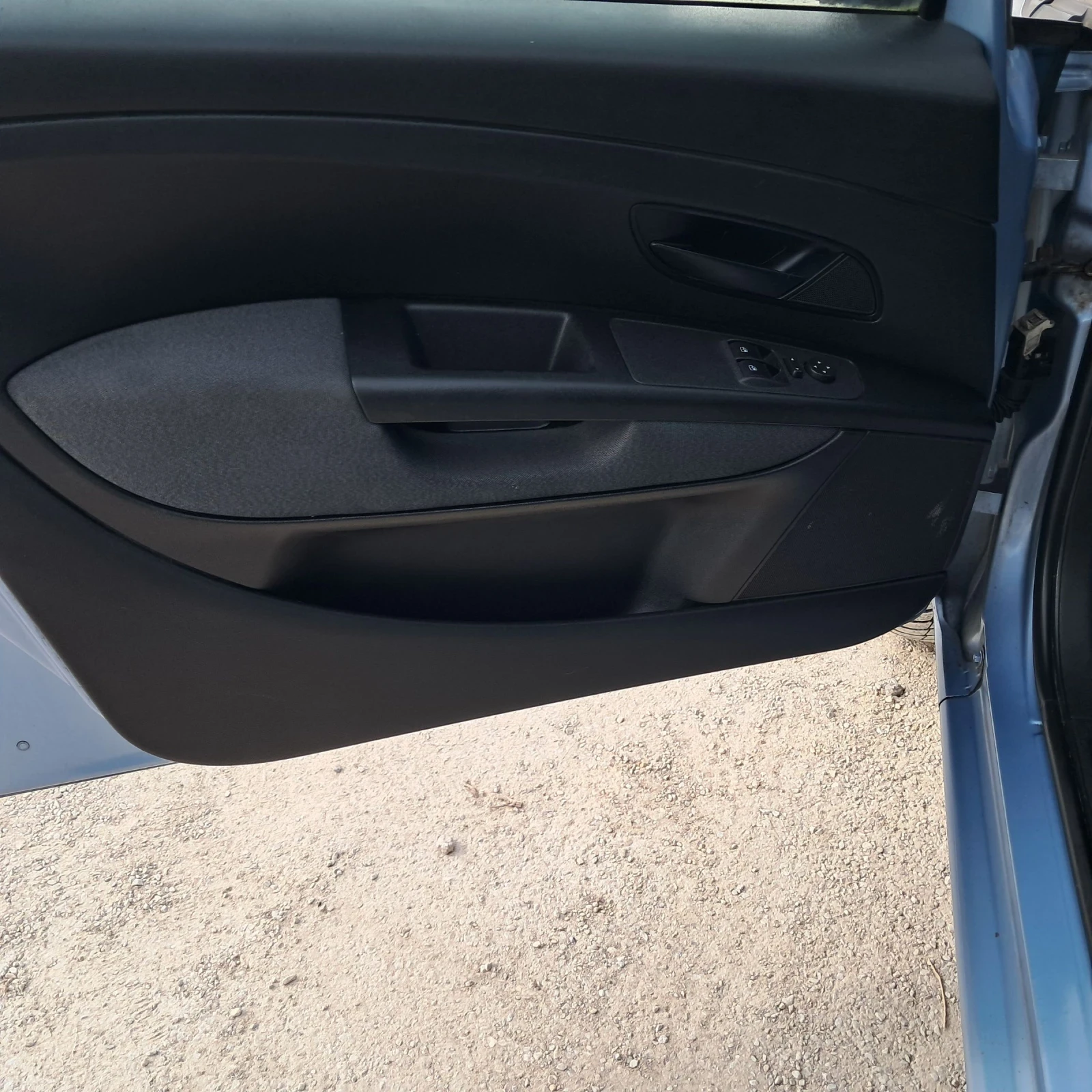 Fiat Punto 1.4I - изображение 7