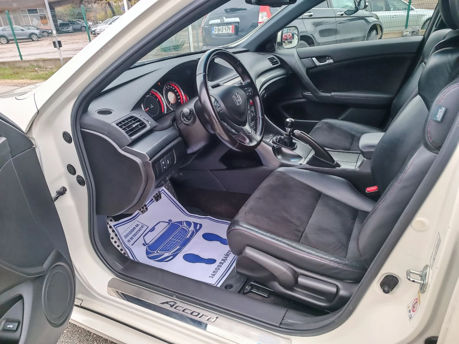 Honda Accord 2.4i-201кс-ШВЕЙЦАРИЯ-РЪЧКА-6ск-FACELIFT-MUGEN - изображение 9
