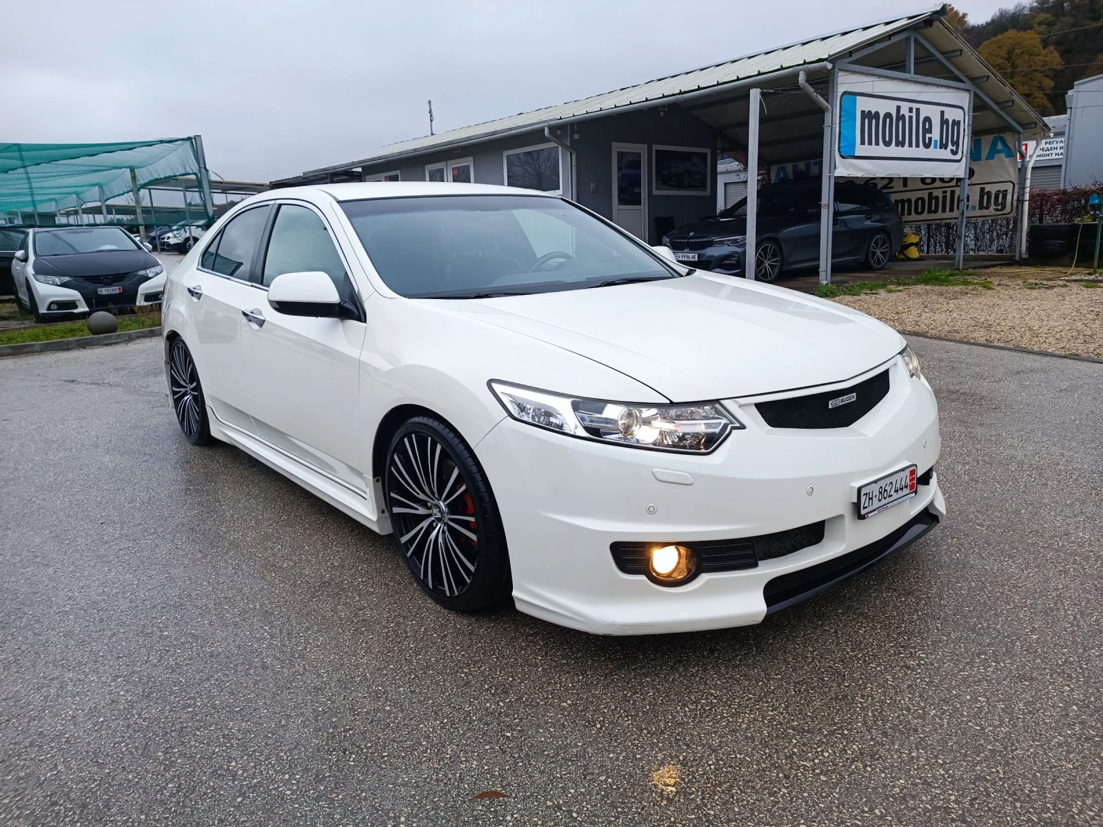 Honda Accord 2.4i-201кс-ШВЕЙЦАРИЯ-РЪЧКА-6ск-FACELIFT-MUGEN - изображение 2