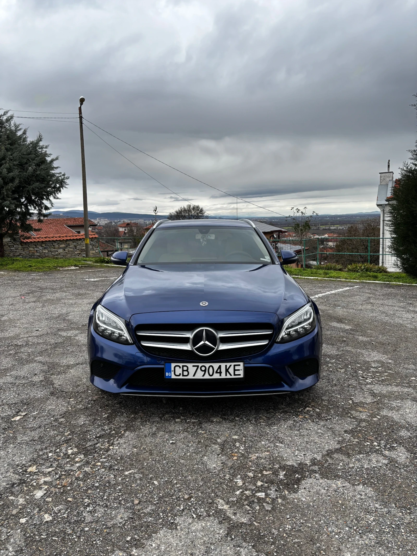 Mercedes-Benz C 200 Digital Cockpit , AMG Line, LED фарове - изображение 2