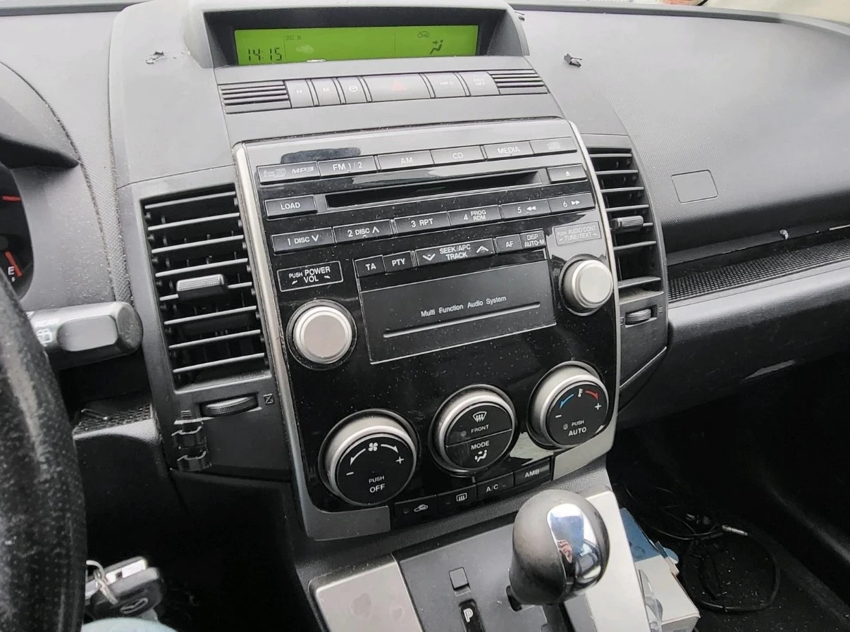 Mazda 5 2.0/LPG/AVTOMAT/ЕЛ.ВРАТИ/КОЖА/1Собственик, снимка 14 - Автомобили и джипове - 53743837