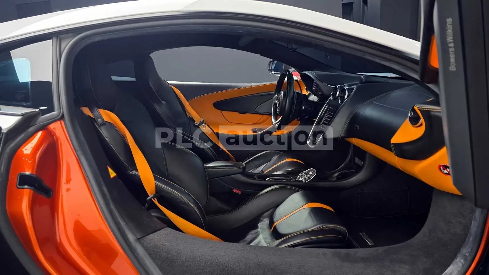 McLaren 570S Coupe V8* SSG* КРАЙНА ЦЕНА, снимка 9 - Автомобили и джипове - 53965653