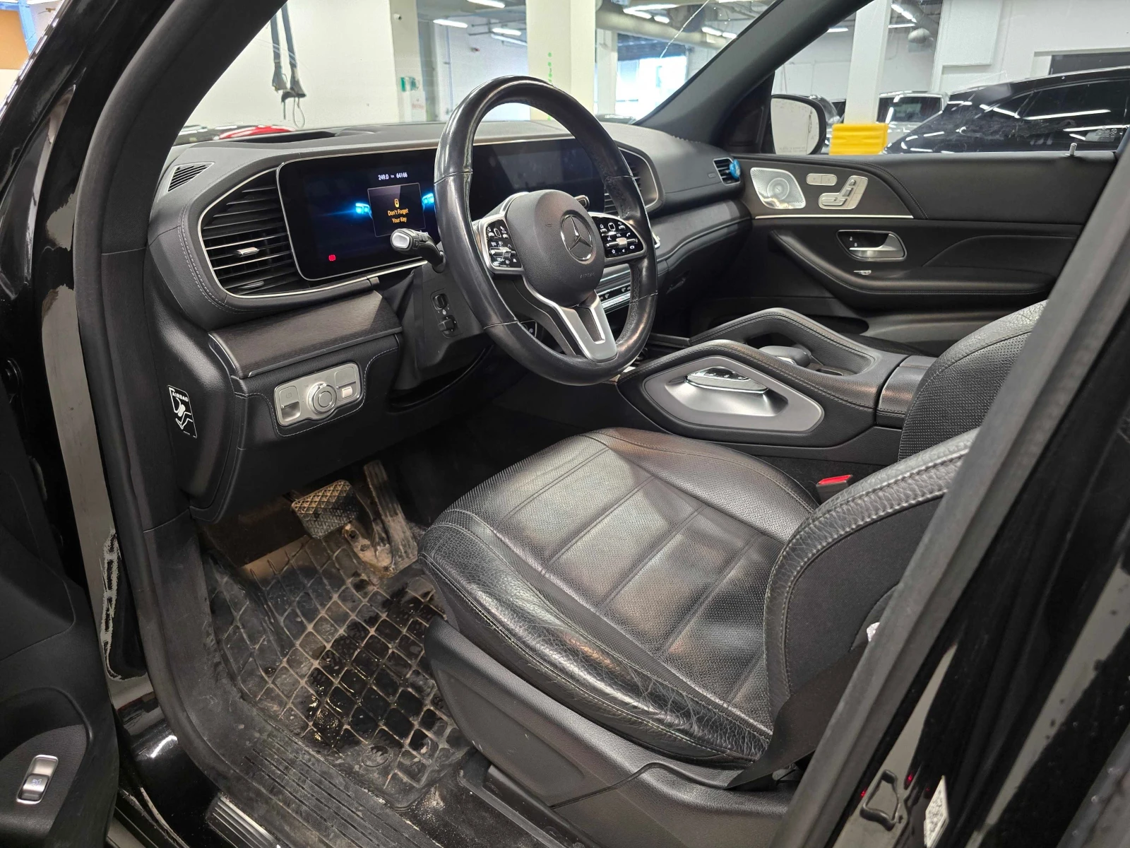 Mercedes-Benz GLE 450 AMG * ОБДУХВАНЕ * HEAD UP * CARFAX * , снимка 7 - Автомобили и джипове - 54046683