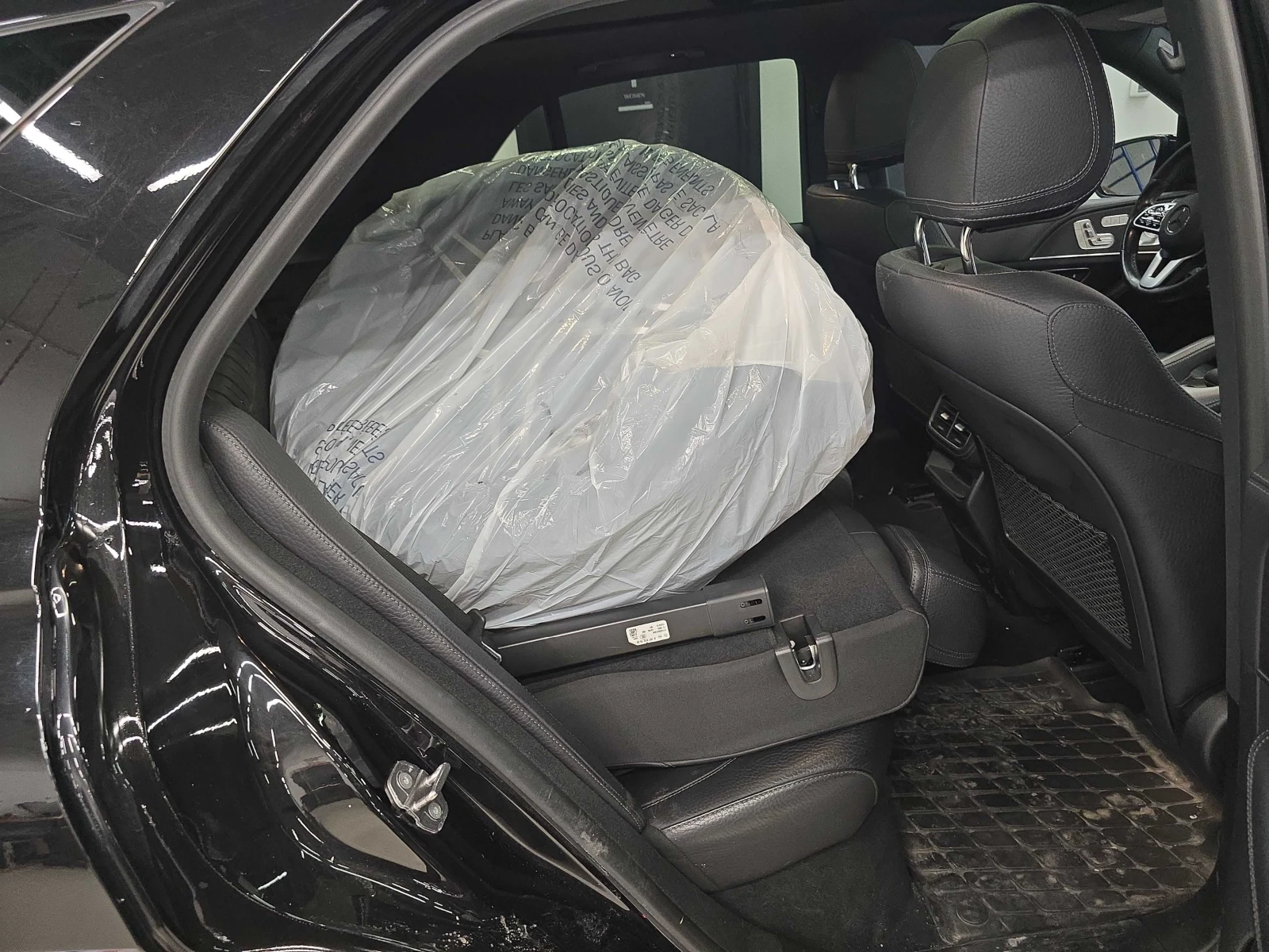 Mercedes-Benz GLE 450 AMG * ОБДУХВАНЕ * HEAD UP * CARFAX * , снимка 10 - Автомобили и джипове - 54046683