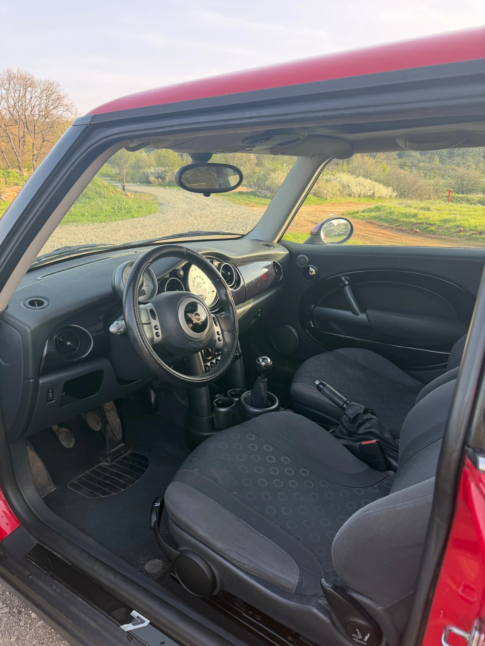 Mini Cooper ONE 1.6 , снимка 7 - Автомобили и джипове - 54195349