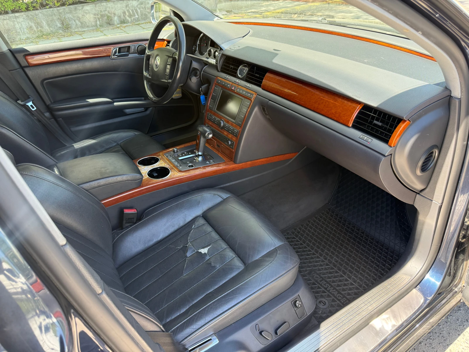 VW Phaeton 3.0 TDI 4Motion, снимка 13 - Автомобили и джипове - 54338886