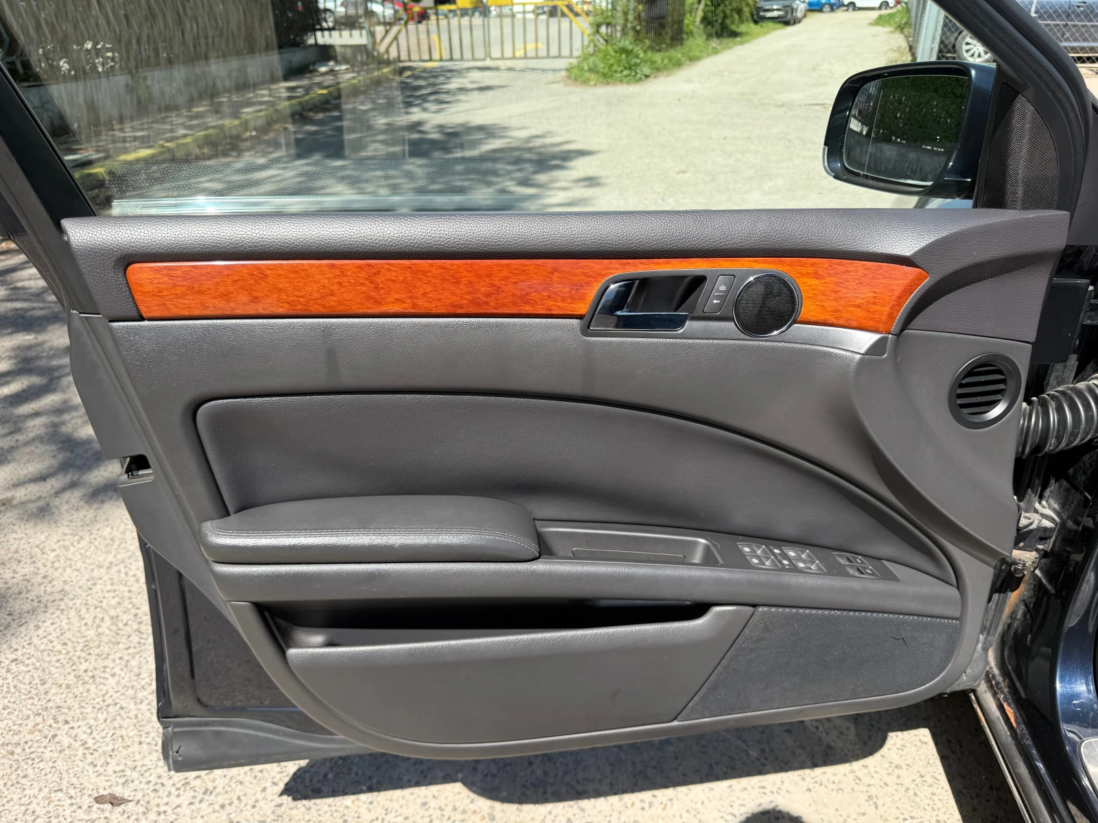 VW Phaeton 3.0 TDI 4Motion, снимка 11 - Автомобили и джипове - 54338886