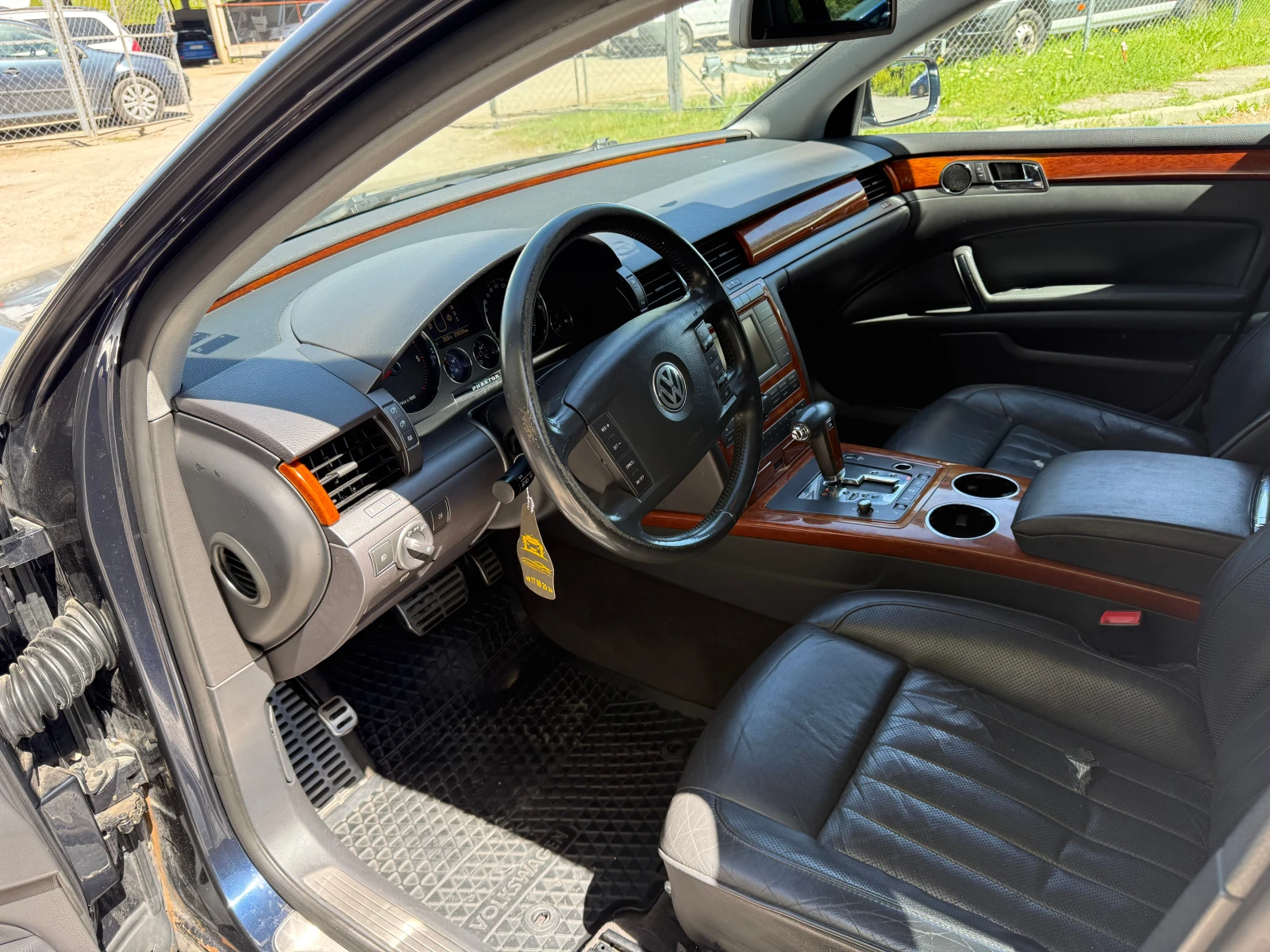 VW Phaeton 3.0 TDI 4Motion, снимка 9 - Автомобили и джипове - 54338886