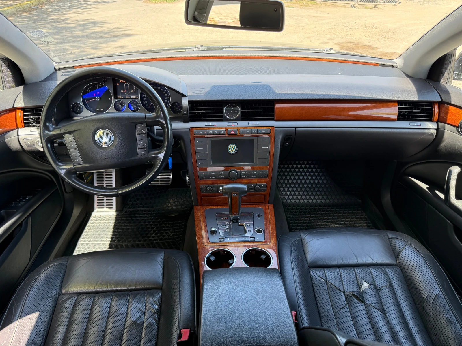 VW Phaeton 3.0 TDI 4Motion, снимка 12 - Автомобили и джипове - 54338886