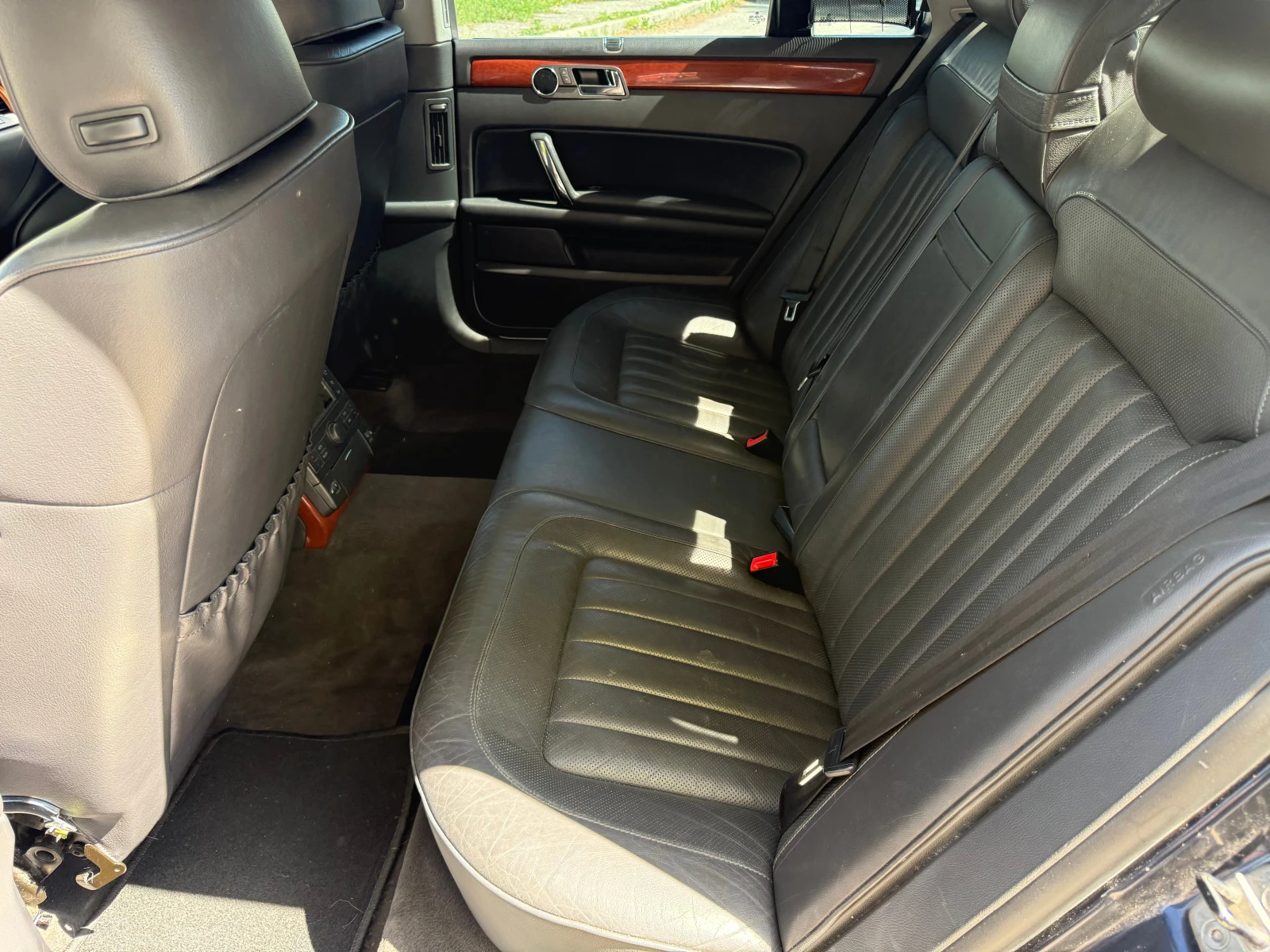 VW Phaeton 3.0 TDI 4Motion, снимка 15 - Автомобили и джипове - 54338886