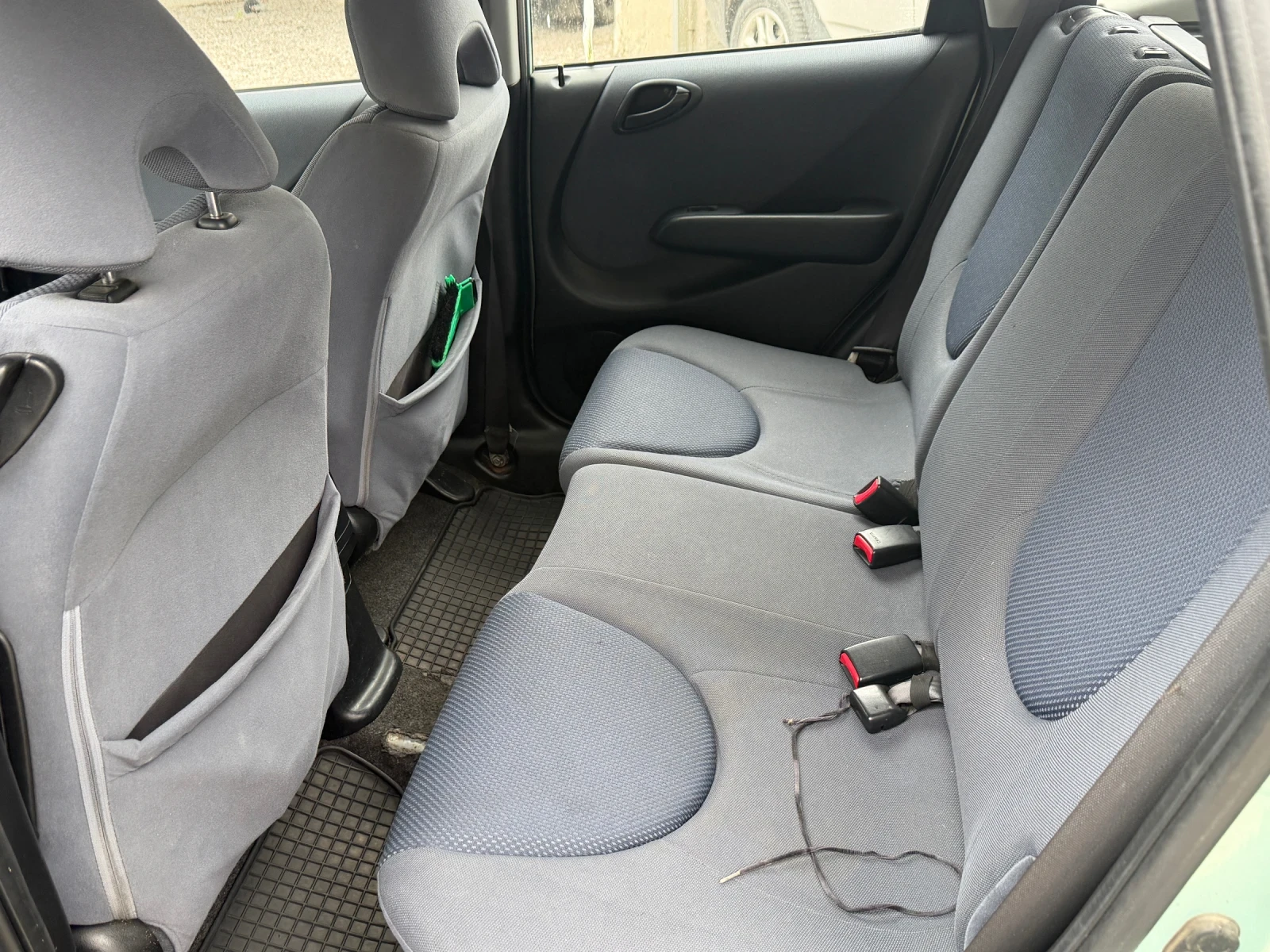 Honda Jazz 1.4i Automat, снимка 9 - Автомобили и джипове - 54580159