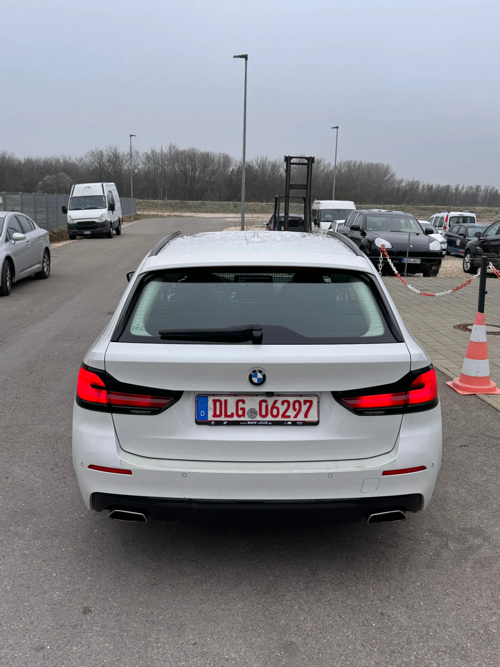 BMW 530, снимка 4 - Автомобили и джипове - 54956397