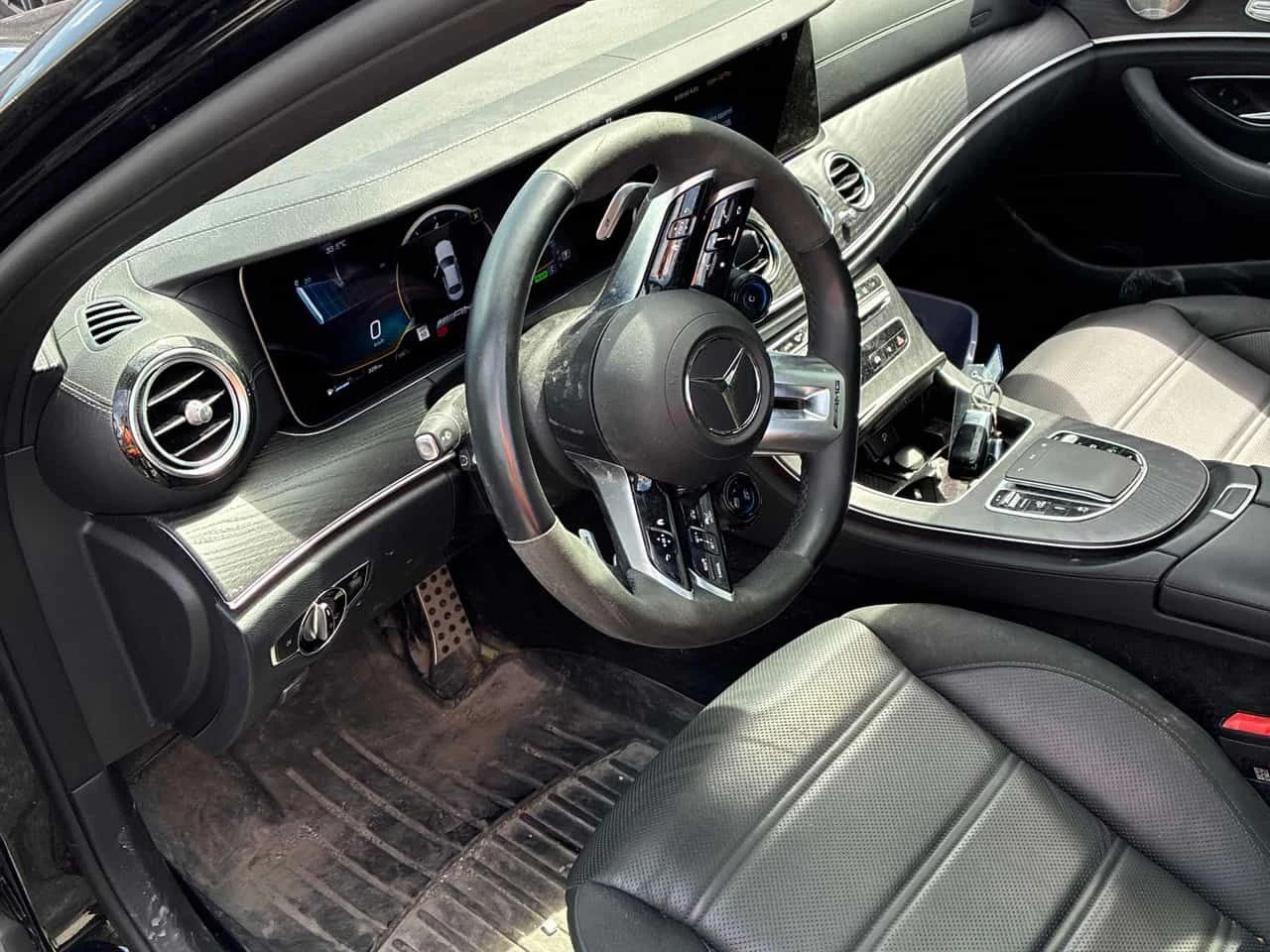 Mercedes-Benz E 53 AMG | CARFAX | БЕЗ ПЪРВОНАЧАЛНА ВНОСКА, снимка 11 - Автомобили и джипове - 55187464