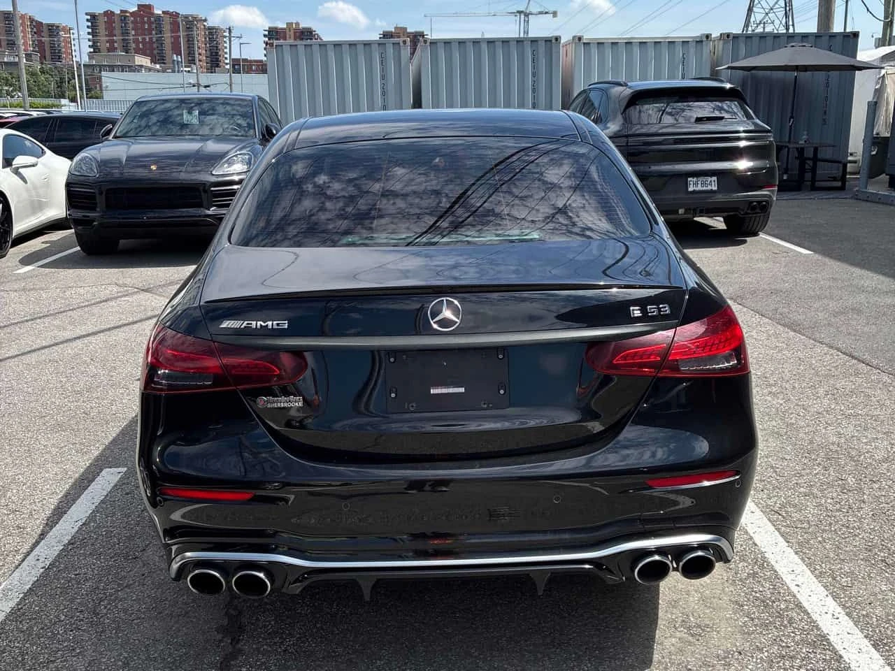 Mercedes-Benz E 53 AMG | CARFAX | БЕЗ ПЪРВОНАЧАЛНА ВНОСКА, снимка 4 - Автомобили и джипове - 55187464