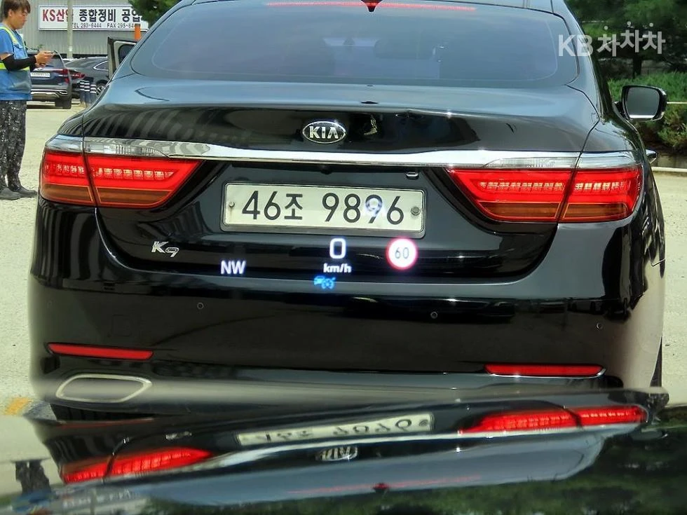 Mercedes-Benz S 560 4MATIC MAYBACH /PANORAMA/360CAM/EKPAHИ/FULL, снимка 10 - Автомобили и джипове - 55454017