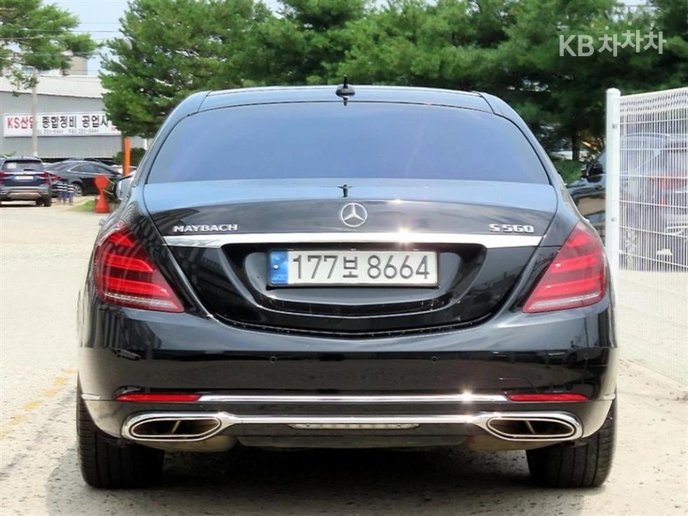 Mercedes-Benz S 560 4MATIC MAYBACH /PANORAMA/360CAM/EKPAHИ/FULL, снимка 4 - Автомобили и джипове - 55454017