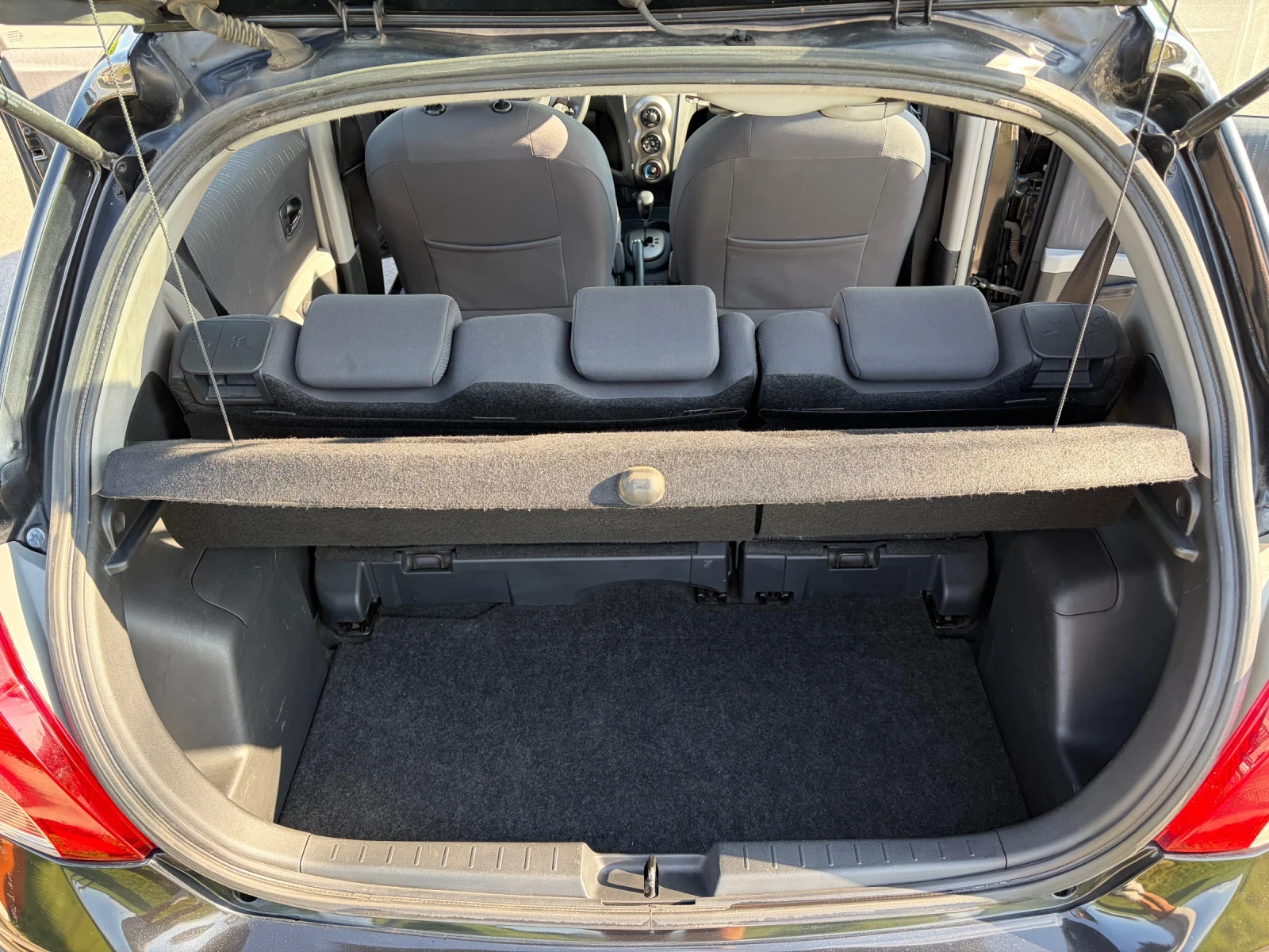 Toyota Yaris Facelift 1.33 Dual VVT-i 1300куб. 101кс, снимка 6 - Автомобили и джипове - 55675685