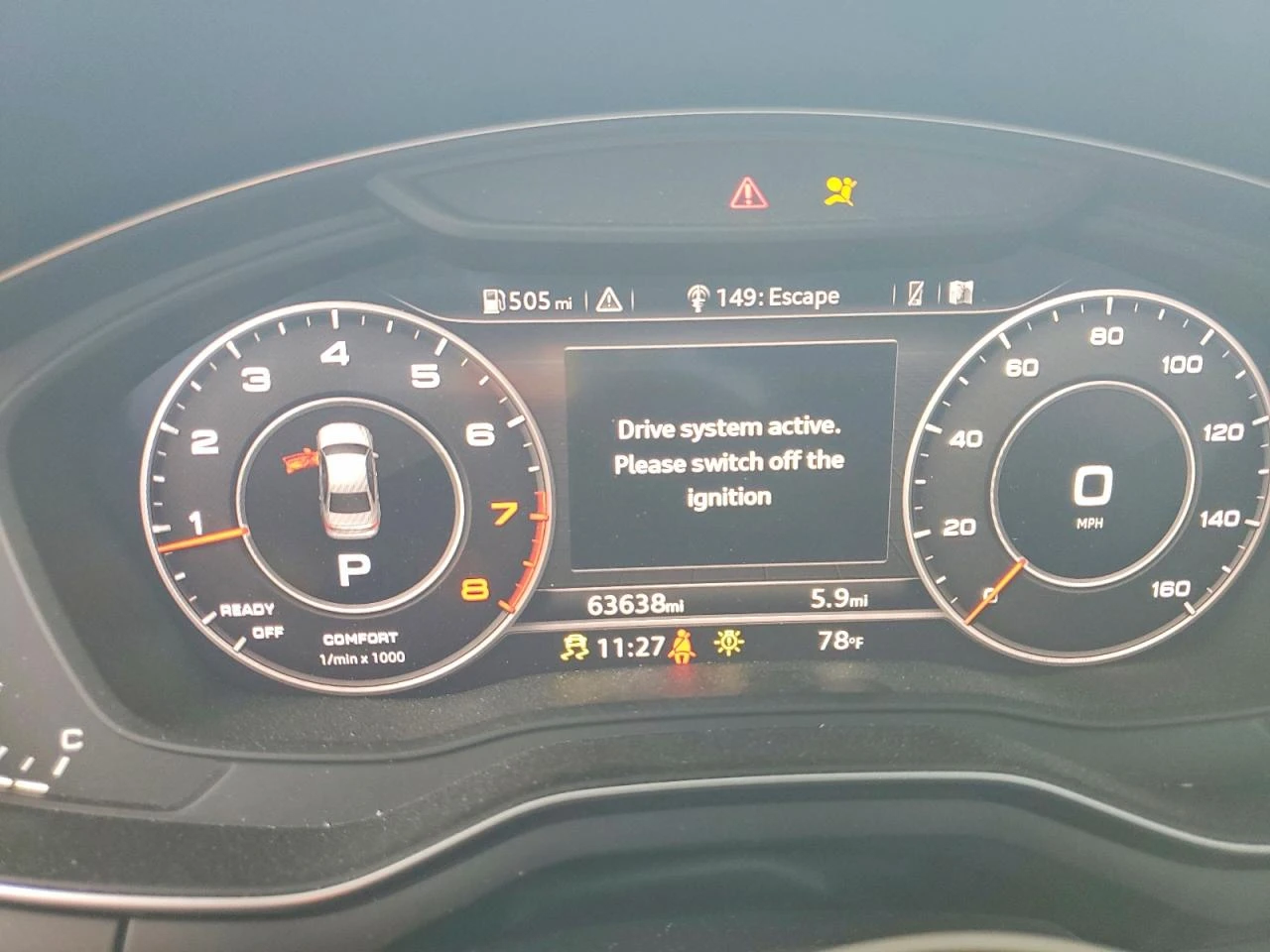 Audi A4 2.0l Premium Plus, снимка 9 - Автомобили и джипове - 56084407