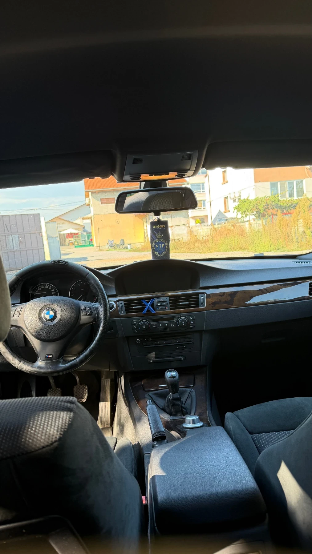 BMW 330 Пълен М ръчка, снимка 12 - Автомобили и джипове - 56138536