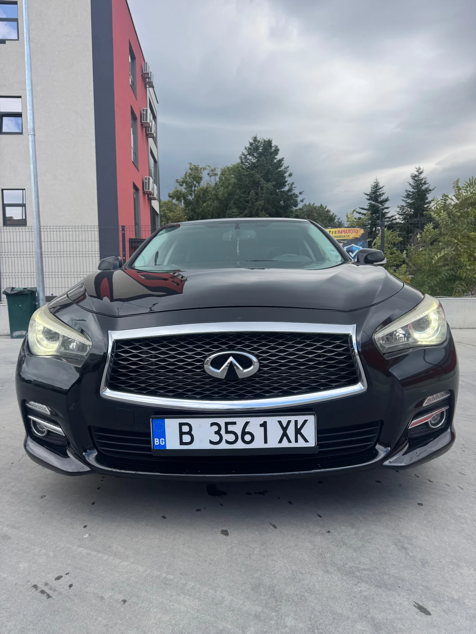 Infiniti Q50 3.7 V6 AWD, снимка 5 - Автомобили и джипове - 56273116