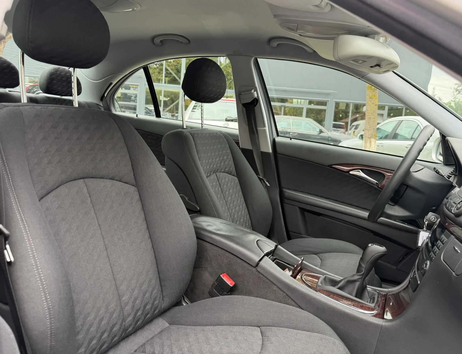 Mercedes-Benz E 270 CDI/134.000km!!! | Mobile.bg � ����������� 16