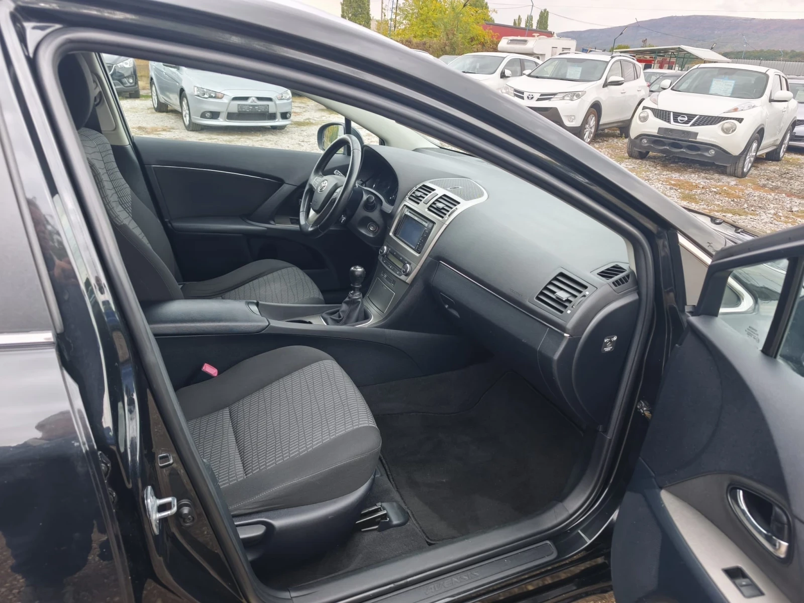 Toyota Avensis 1.8-BUISNESS-EURO5-�����-1�-�������� | Mobile.bg � ����������� 10