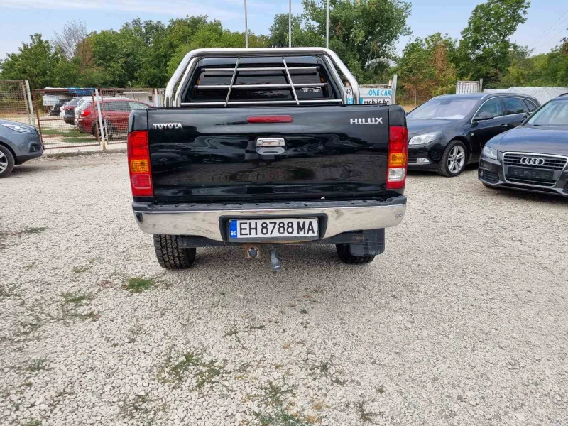 Toyota Hilux, снимка 6 - Автомобили и джипове - 47137006