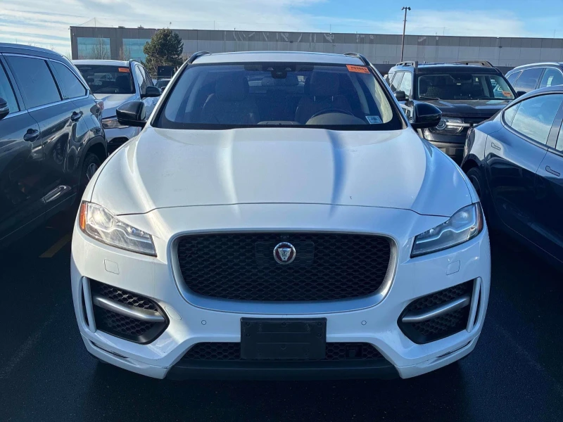 Jaguar F-PACE 20d R-Sport CARFAX АВТО КРЕДИТ , снимка 2 - Автомобили и джипове - 53246197