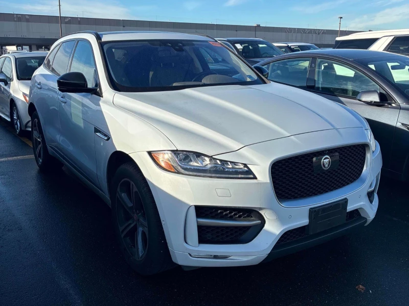 Jaguar F-PACE 20d R-Sport CARFAX АВТО КРЕДИТ , снимка 3 - Автомобили и джипове - 53246197