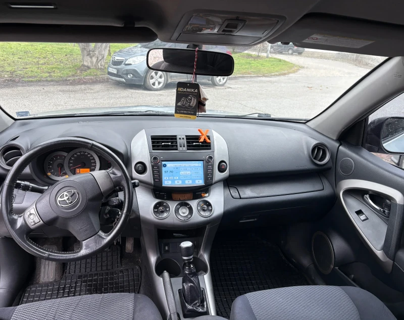 Toyota Rav4, снимка 8 - Автомобили и джипове - 53294937