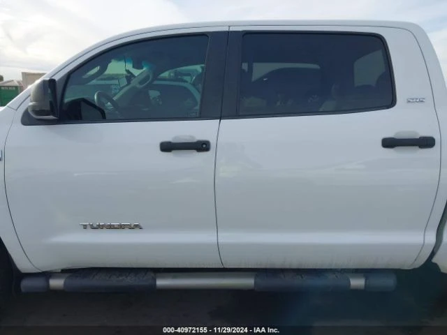 Toyota Tundra GRADE AWD, снимка 14 - Автомобили и джипове - 48249104