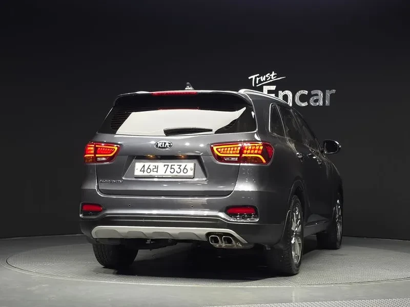 Kia Sorento DIESEL 2.2 2WD NOBLESSE, снимка 4 - Автомобили и джипове - 55122417