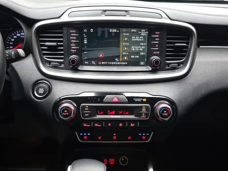 Kia Sorento DIESEL 2.2 2WD NOBLESSE, снимка 14 - Автомобили и джипове - 55122417