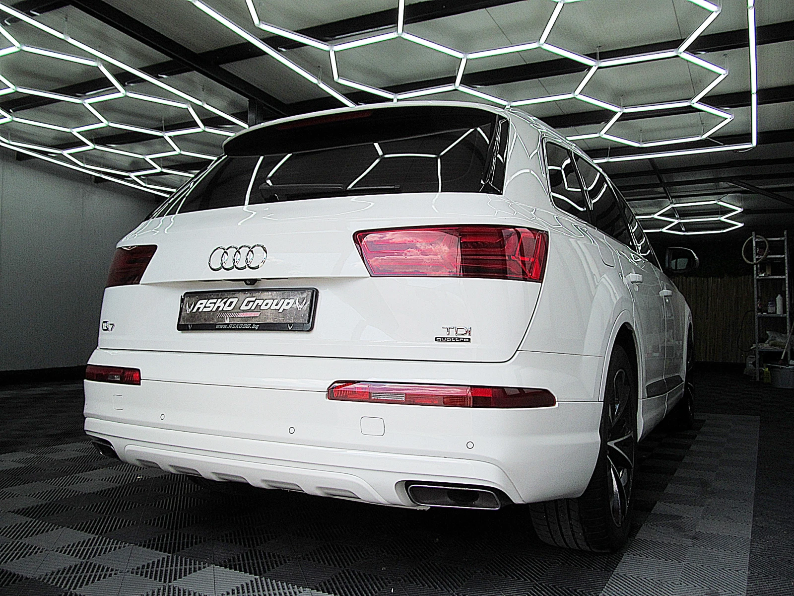 Audi Q7 /F1/LED/NAVI/ TOP!!!СОБСТВЕН ЛИЗИНГ - изображение 6