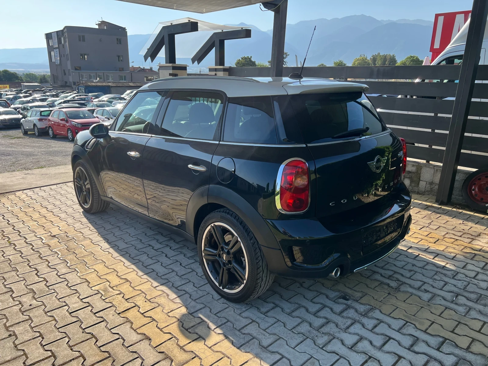 Mini Countryman 2.0SD Sport* Nav* Panorama* Avtom* Bi-Xenon - изображение 4