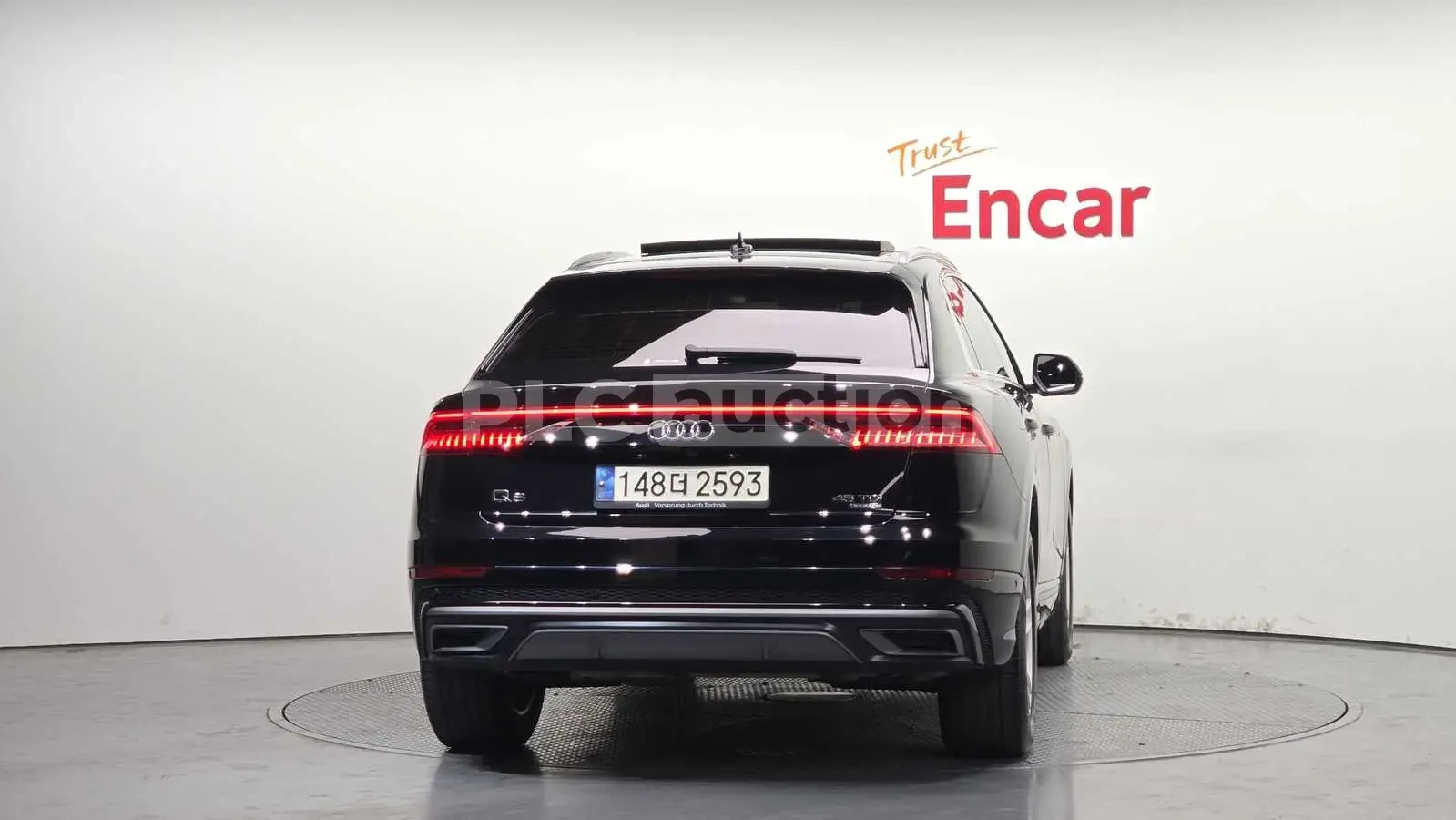 Audi Q8 PREMIUM PLUS| MATRIX| DISTRONIC| AMBIENT| HUD| , снимка 4 - Автомобили и джипове - 54208733