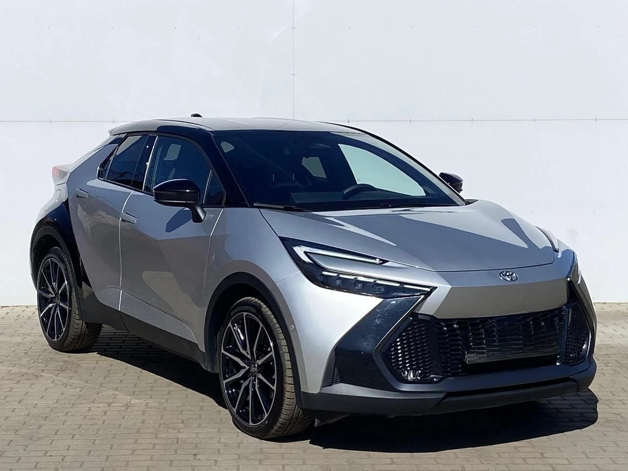 Toyota C-HR 2.0 PHEV GR SPORT PREMIERE EDITION � �������� | Mobile.bg � ����������� 4