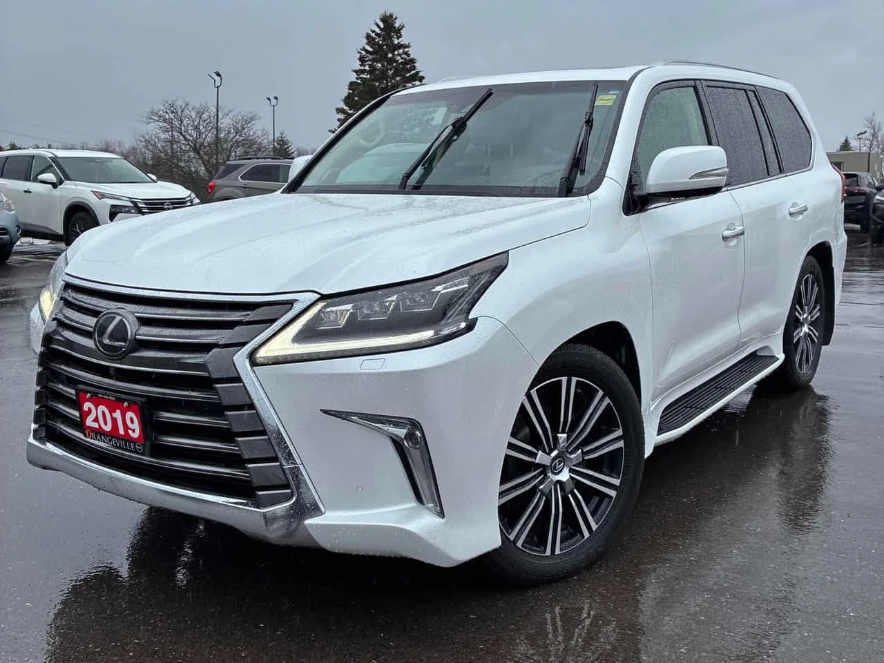 Lexus LX 570 ОБДУХВАНЕ * ПОДГРЕВИ * ПАНО * KEYLESS * CARFAX