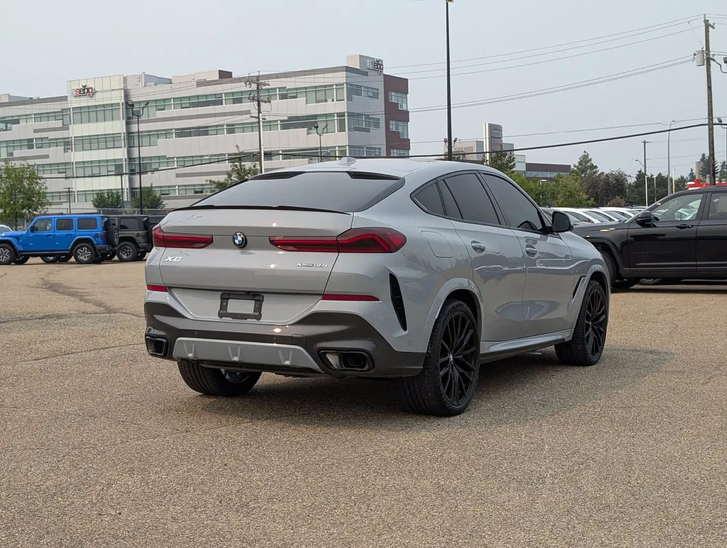 BMW X6 xDrive40i* M SHADOW* HEAD UP* PANO* 360* , снимка 6 - Автомобили и джипове - 56215975