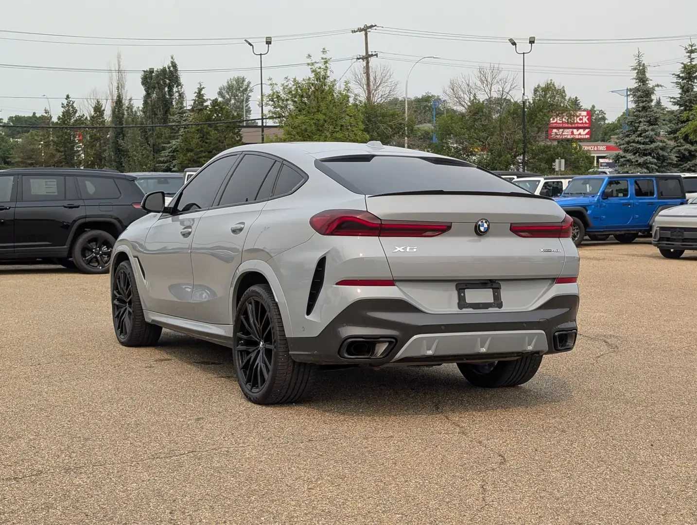 BMW X6 xDrive40i* M SHADOW* HEAD UP* PANO* 360* , снимка 3 - Автомобили и джипове - 56215975