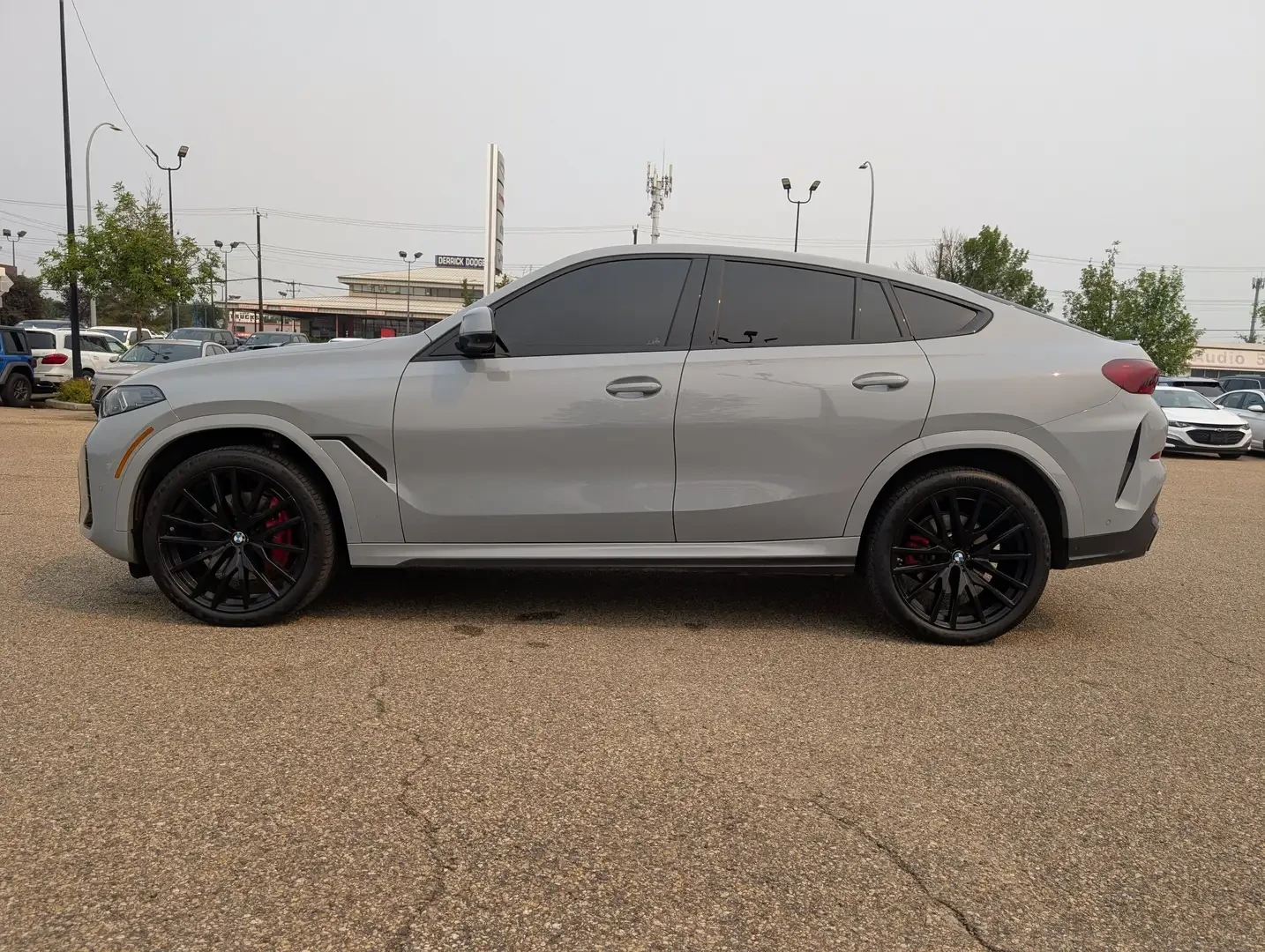 BMW X6 xDrive40i* M SHADOW* HEAD UP* PANO* 360* , снимка 2 - Автомобили и джипове - 56215975