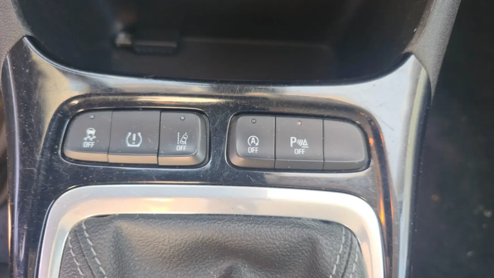 Opel Crossland X 1.5 d , снимка 10 - Автомобили и джипове - 56393864