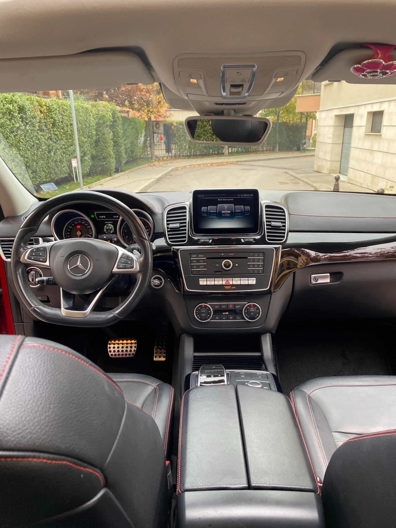Mercedes-Benz GLE 450 AMG, снимка 16 - Автомобили и джипове - 56704572