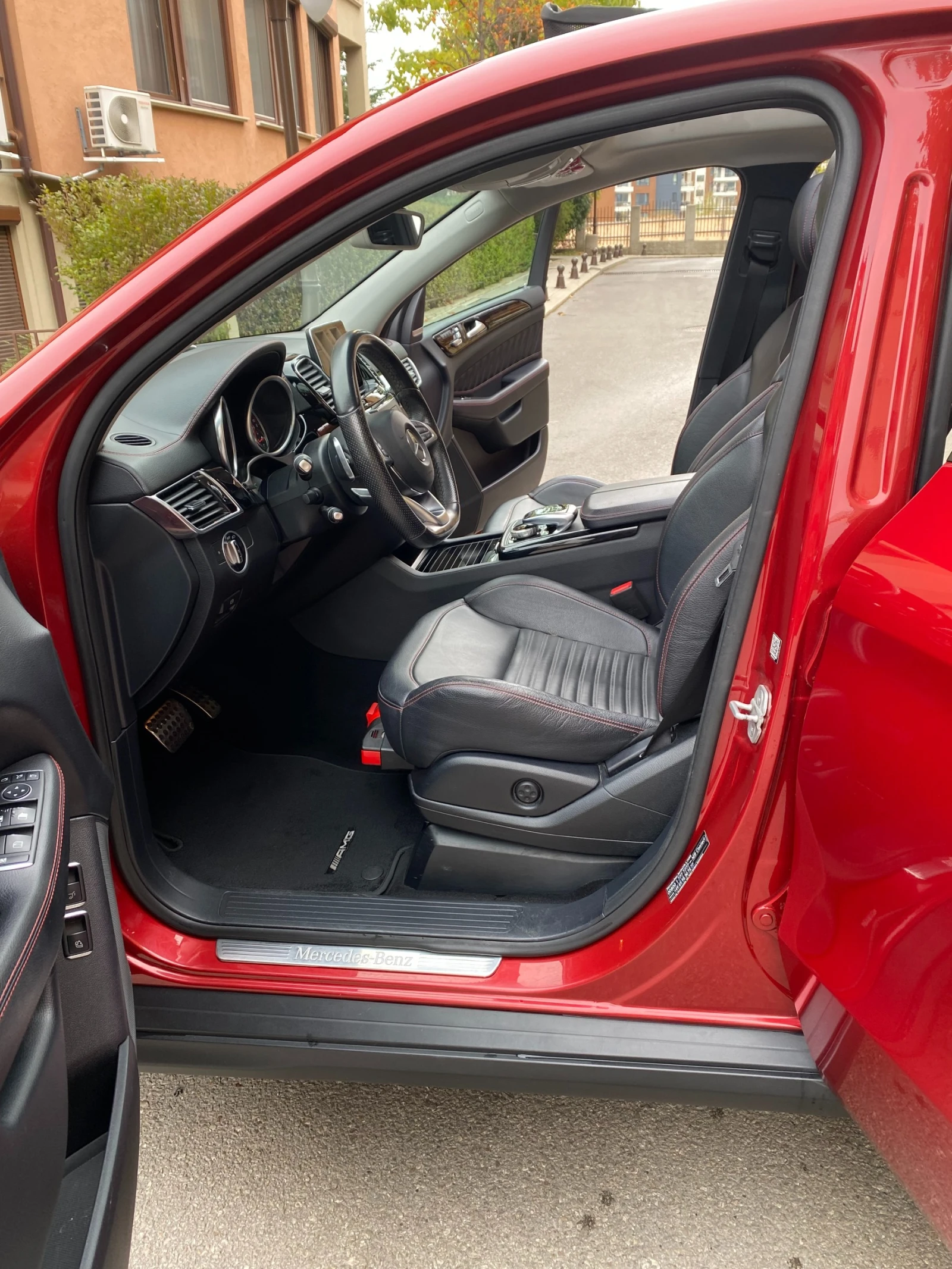 Mercedes-Benz GLE 450 AMG, снимка 13 - Автомобили и джипове - 56704572