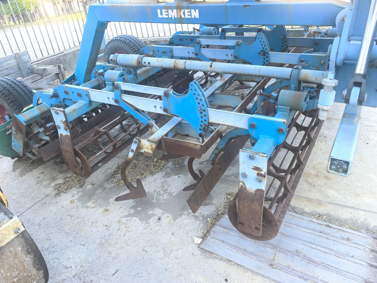 Култиватор Lemken K600A, снимка 4 - Селскостопанска техника - 55516292