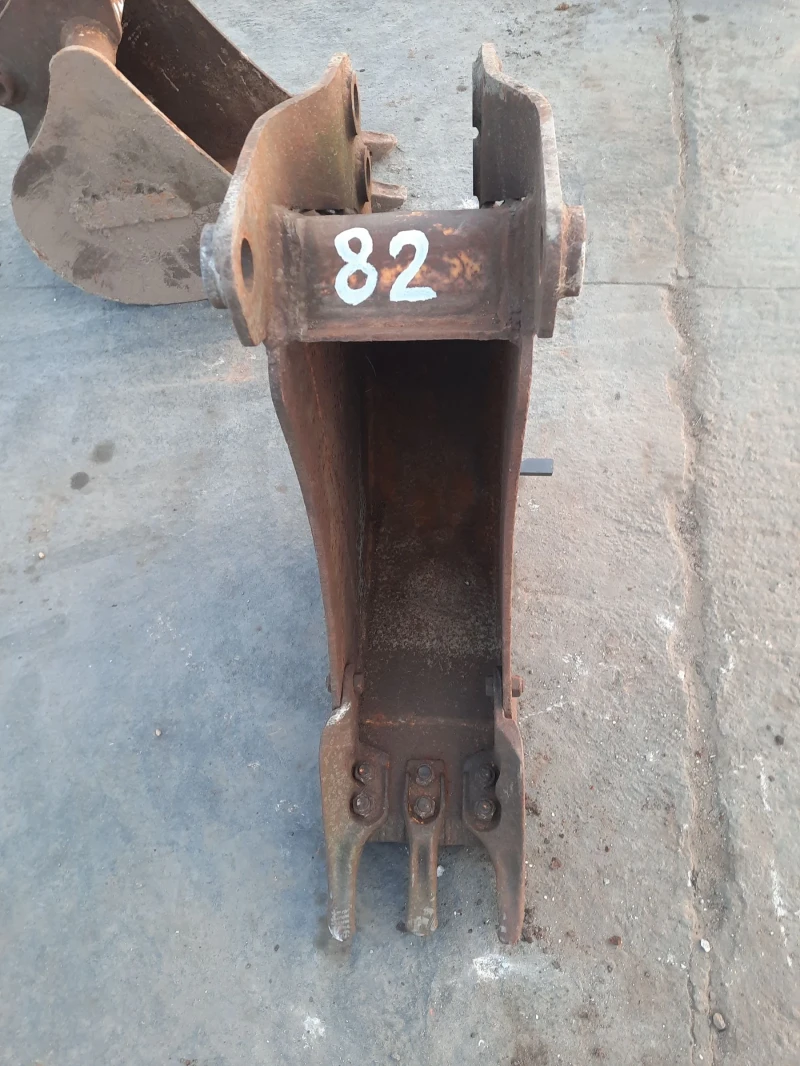 Багер Caterpillar, снимка 13 - Индустриална техника - 49766071