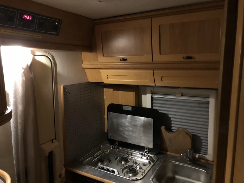 Кемпер HYMER / ERIBA S510 Mercedes, снимка 14 - Каравани и кемпери - 52566232