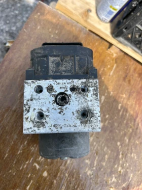 0273004571 ABS помпа  TOYOTA COROLLA , снимка 2