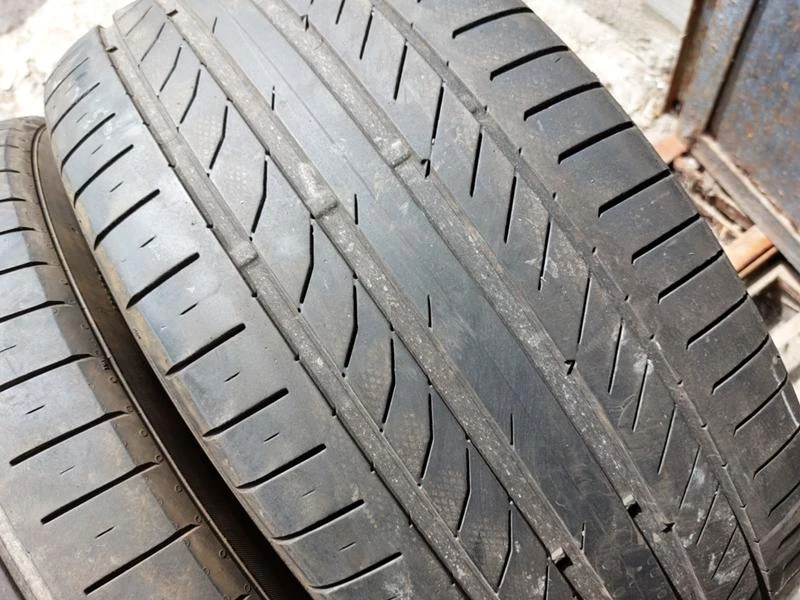 Гуми Летни 255/45R19, снимка 5 - Гуми и джанти - 36802395